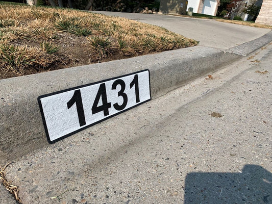 Basic Curb Address Signage